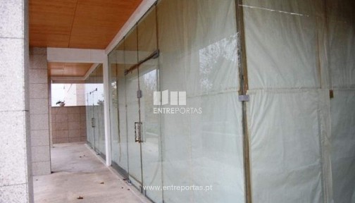 Espaço comercial à venda em Aldreu