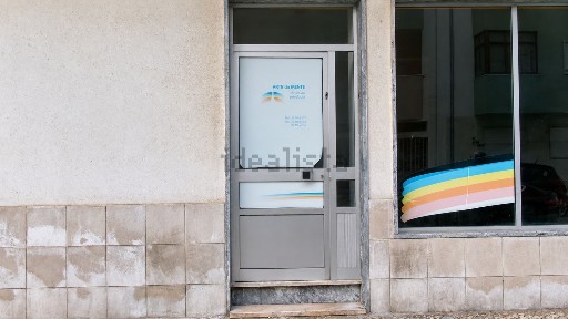 Espaço comercial à venda na Rua Fernando Namora