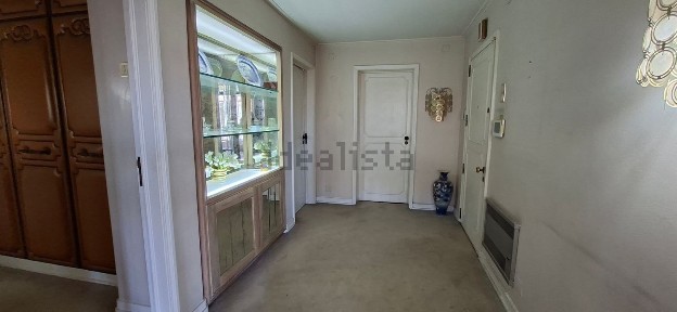 Apartamento T5 à venda no Alvalade s/n