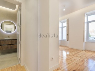 Arrendamento de apartamento T4 na Rua da Conceição da Glória