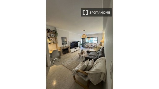 Arrendamento de apartamento T2 na Rua Cidade de Lagos
