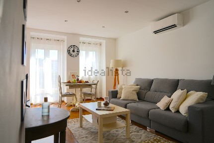 Apartamento T1 à venda na Rua da Cruz s/n