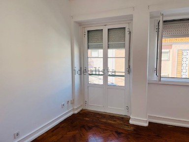 Apartamento T3 à venda no Bairro de Alvalade
