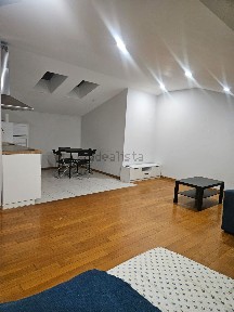 Arrendamento de apartamento T0 na Rua António Sampaio, 43