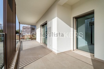 Apartamento T2 à venda na Três Castelos