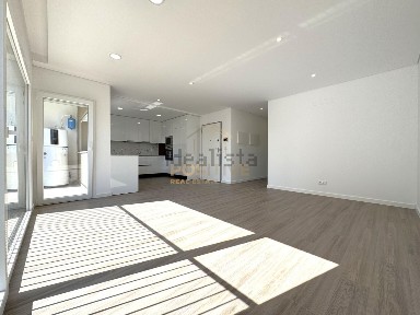 Apartamento T3 à venda na Santa Marta do Pinhal