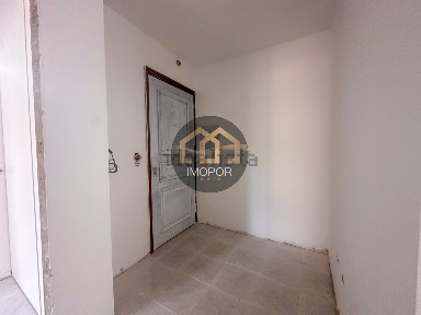 Apartamento T2 à venda na Praia