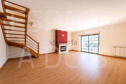Arrendamento de duplex na Quinta de São Gonçalo
