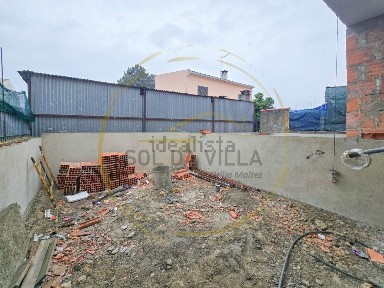 Moradia em banda à venda em Santiago (Sesimbra)