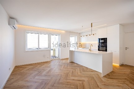 Apartamento T3 à venda na Avenida da Boavista