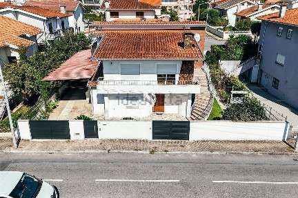 Arrendamento de andar de moradia em Prado (São Miguel)