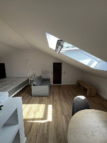Arrendamento de apartamento T0 na Rua 8 de Setembro, 21