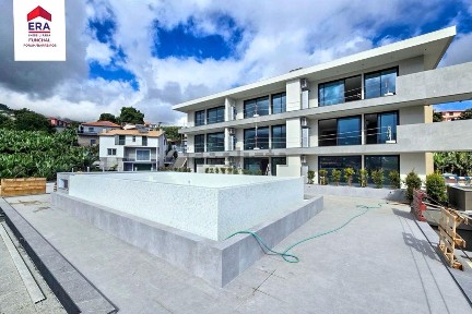 Apartamento T1 à venda na Rua Padre Pita Ferreira s/n