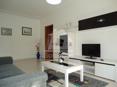 Arrendamento de apartamento T1 na Rua Melvin Jones