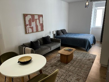 Arrendamento de apartamento T0 na Estrada de Benfica