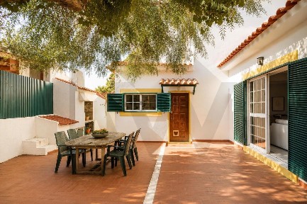 Casa ou moradia à venda em Almargem do Bispo