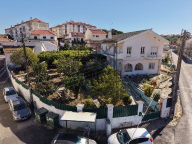 Carregado e Cadafais, Rua Principal