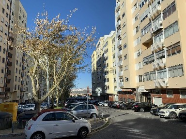 Arrendamento de apartamento T1 na Praceta das Flores, 6