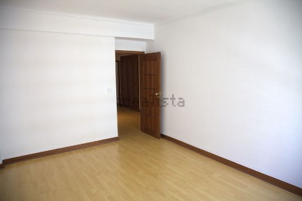 Arrendamento de apartamento T3 em Moscavide e Portela