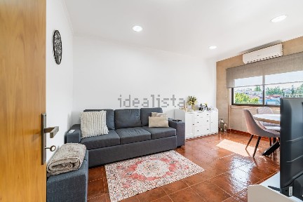 Apartamento T2 à venda em Falagueira-Venda Nova