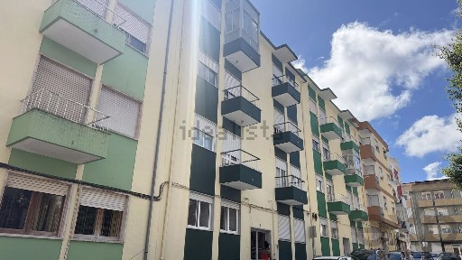 Apartamento T2 à venda na Rua Camilo Castelo Branco s/n