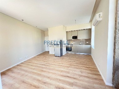 Arrendamento de apartamento T1 em Azurara