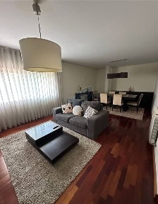 Arrendamento de apartamento T3 em Pedrouços
