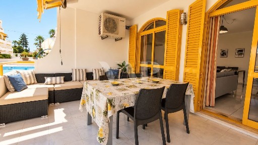 Apartamento T2 à venda em Quinta do Romão