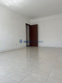 Apartamento T2 à venda na Rua Comandante José Nunes da Cruz a