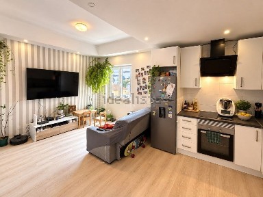 Apartamento T2 à venda na Santo António