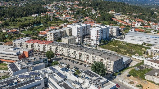 Apartamento T2 à venda na Rua da Misericórdia, 102