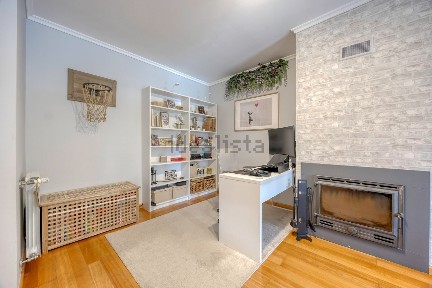 Apartamento T2 à venda na Travessa Brandinhães s/n