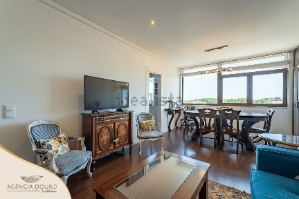 Apartamento T4 à venda na Cooperativa dos Arquitectos - Fonte da Moura - Pedra Verde