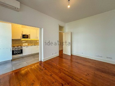Arrendamento de apartamento T2 na Travessa Henrique Cardoso