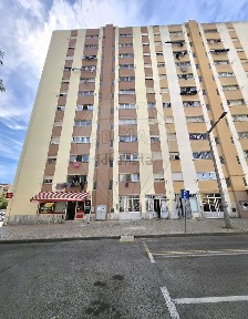 Arrendamento de apartamento T2 na Praceta Gaspar Corte Real