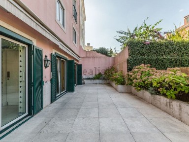 Arrendamento de apartamento T3 na Lapa