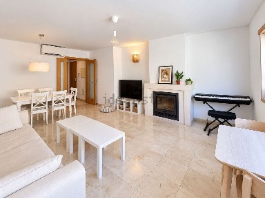 Arrendamento de apartamento T3 na Rua Artur Lamas
