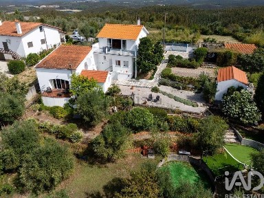 Moradia independente à venda em São Pedro de Alva e São Paio de Mondego