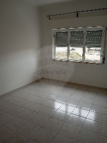 Apartamento T2 à venda em Porto Salvo