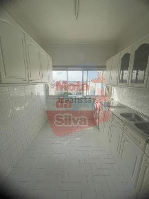 Apartamento T2 à venda na Agualva-Cacém
