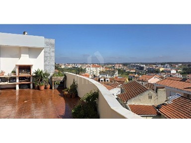 Apartamento T4 à venda no Centro
