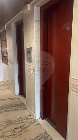 Apartamento T2 à venda na Rua Almada Negreiros