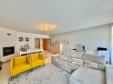 Apartamento T3 à venda na Santo André