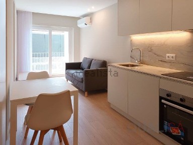 Arrendamento de apartamento T1 na Rua de São Vicente