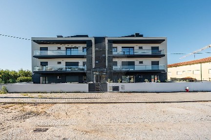 Apartamento T2 à venda na Rua da Agra