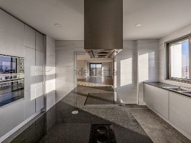 Apartamento T4 à venda na Rua da Boavista, 66