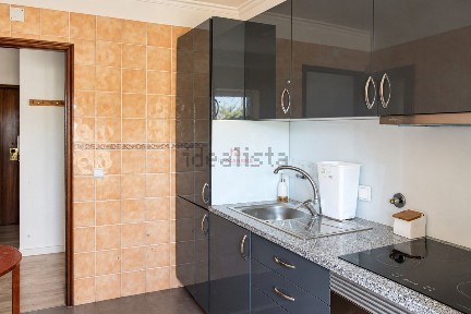 Apartamento T1 à venda na Praceta Costa, 30