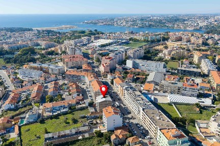 Apartamento T3 à venda na Rua da Bélgica, 2534