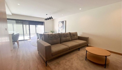 Apartamento T2 à venda na Caxinas