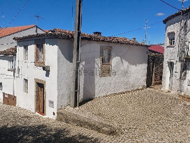 Moradia independente à venda em Lardosa